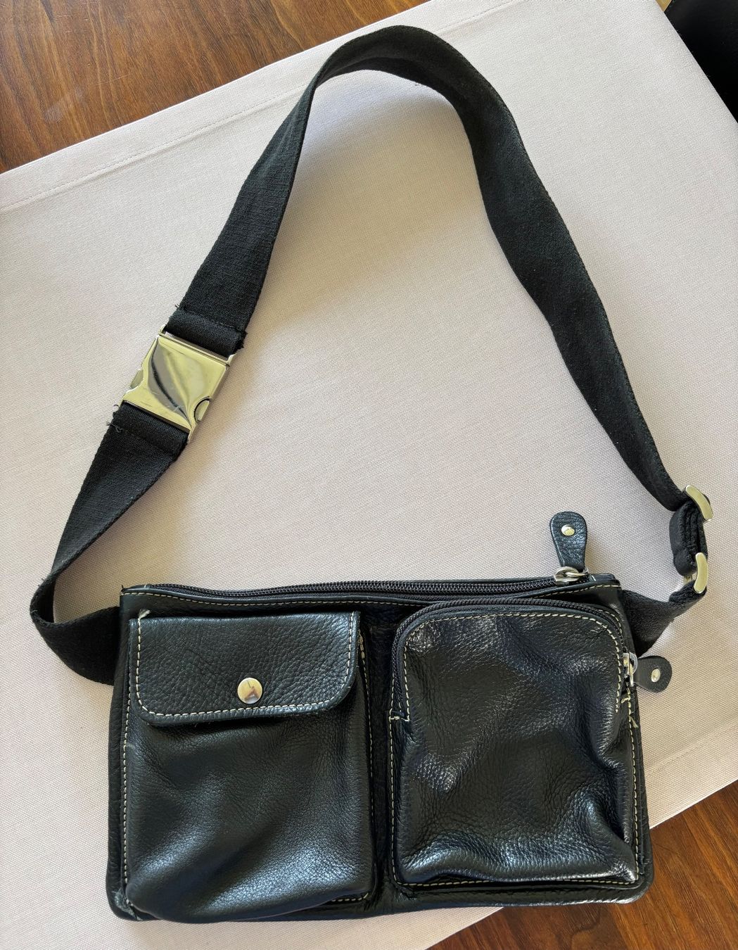 Borse: ROOTS Crossbody/Gürteltasche – Usato da Zürich venduto da Tzhkely24 5