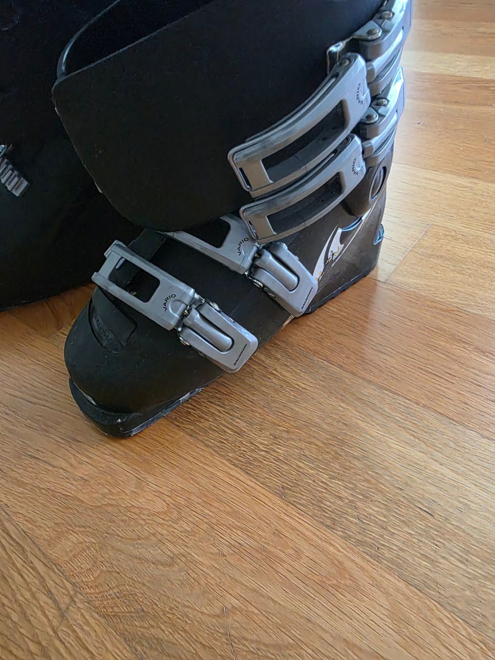 Salomon Damenschuhe: Skischuhe – Gebraucht aus Schaffhausen von ang_bt75 4