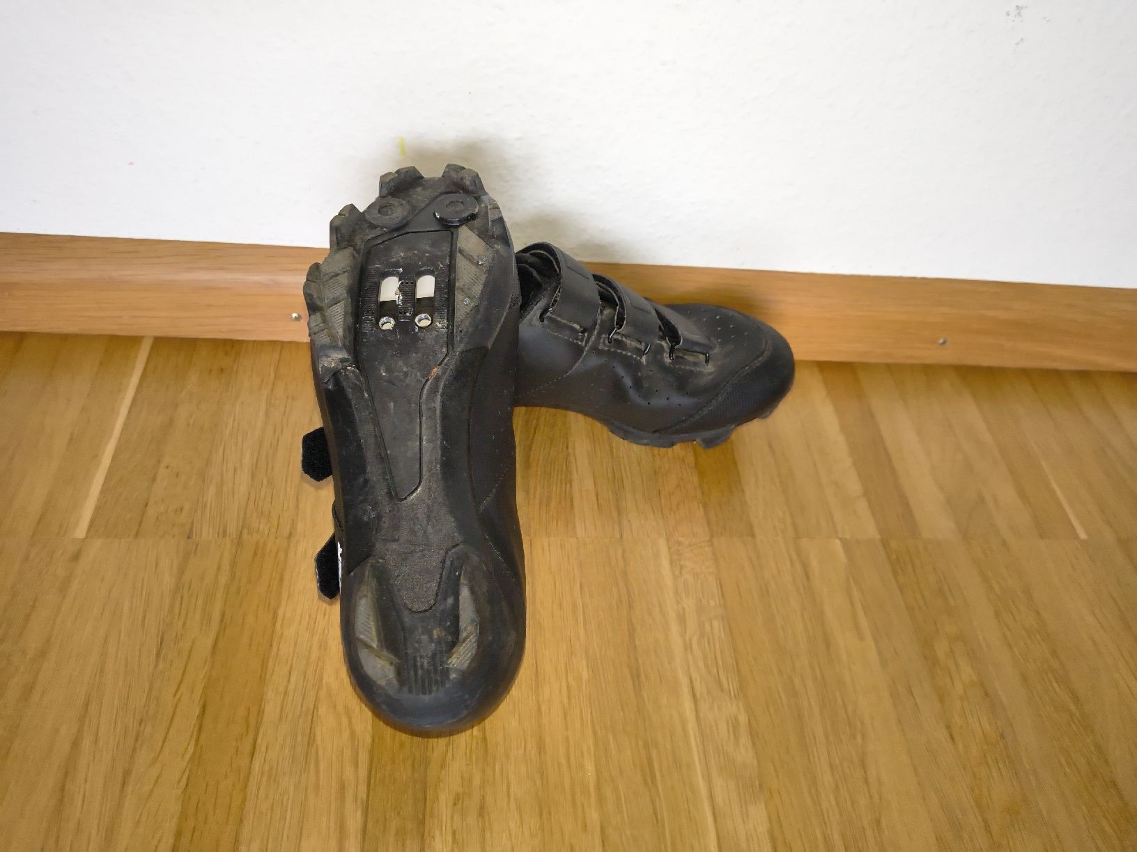 Decathlon Scarpe per ragazzi: Velo Schuhe Rockrider Grösse 36 – Usato da Allschwil venduto da Kremat 2
