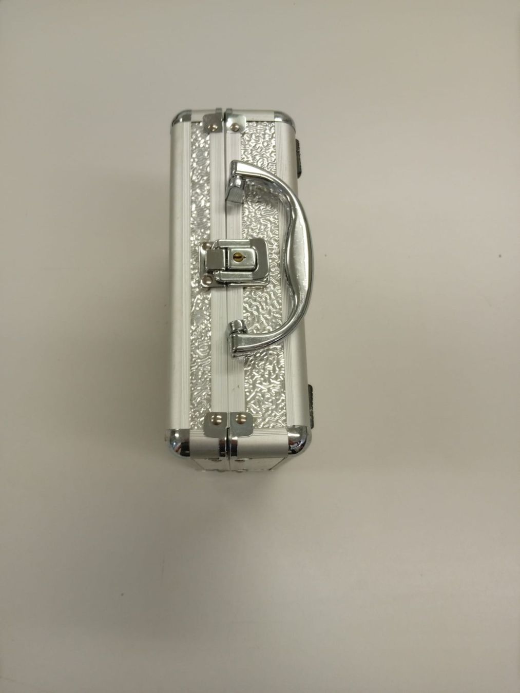 Valigie: Aluminuim Koffer – Usato da Sursee venduto da Network_41AG 1