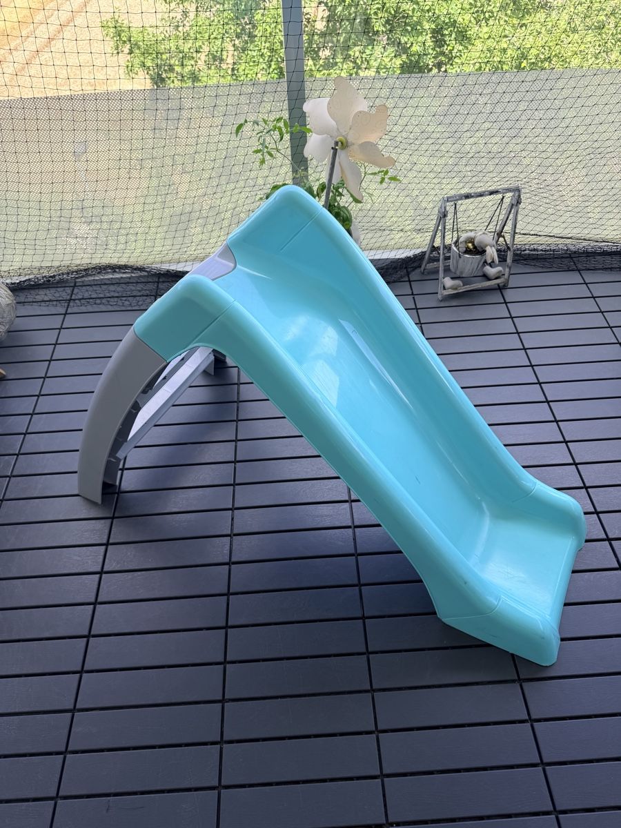 Toboggan: Kinder Rutsche blau Grösse ca. 100cm gebraucht – D'occasion à Wallisellen par Nujurnubuenu 2