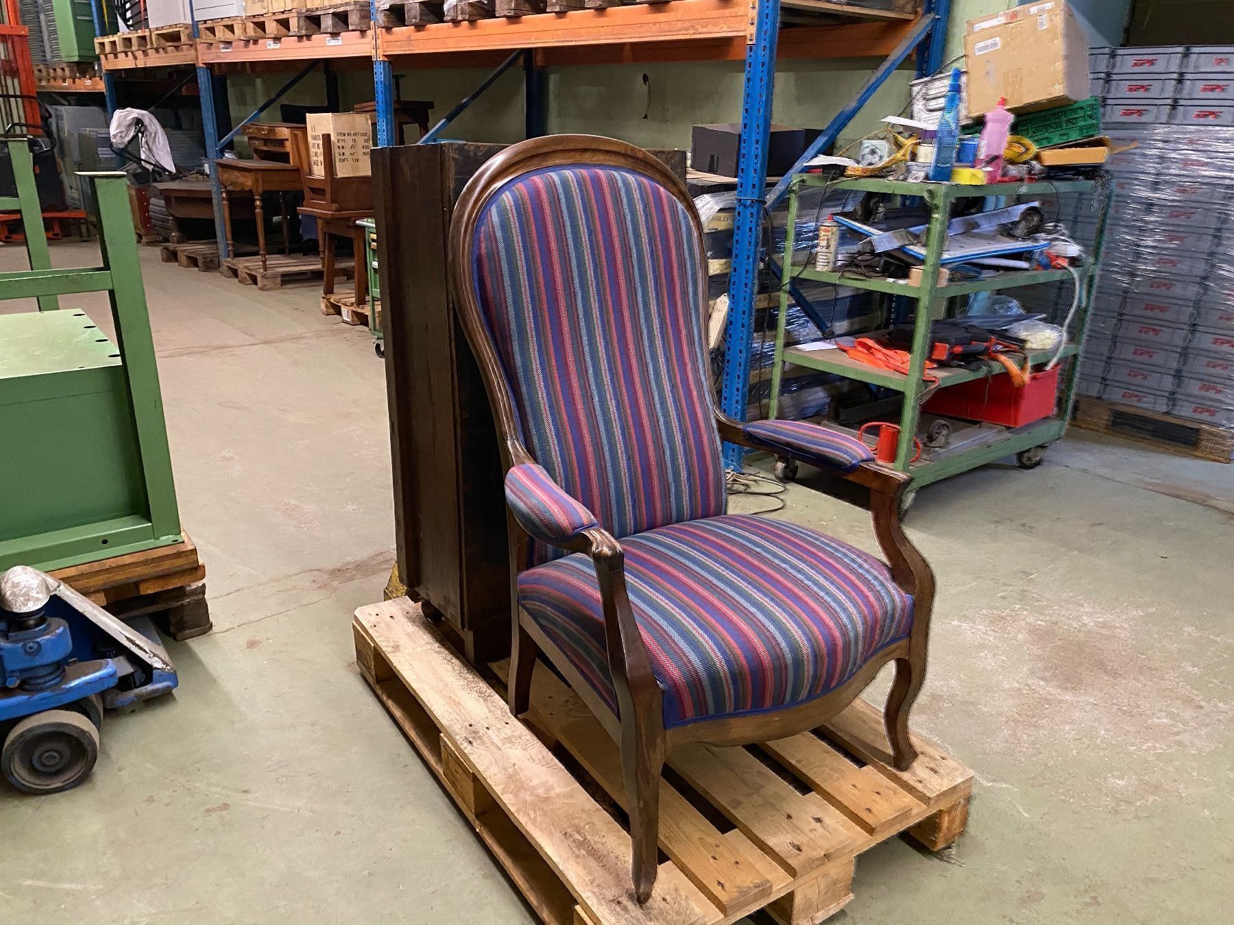 Sessel: schöner alter Sessel massivholz – Gebraucht aus Necker von liq24 1