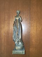 Statuette femme "Giulietta" en bronze sur socle