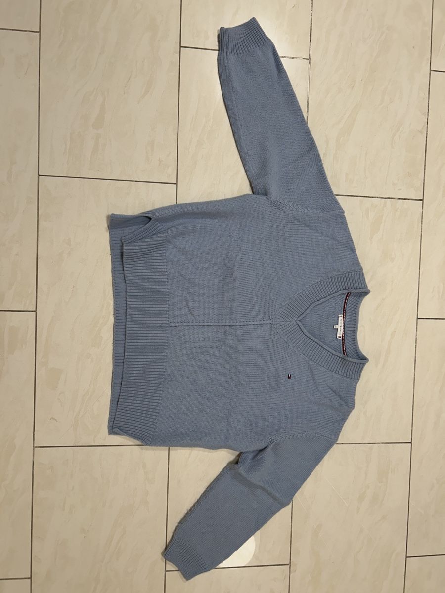 Maglioni & Felpe: Tommy Hilfiger Pullover Hellblau – Usato da Zürich venduto da sop_82jx 2