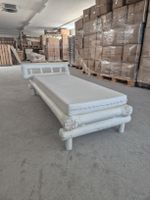 Daybed Rattan weiss mit Auflagen gebraucht
