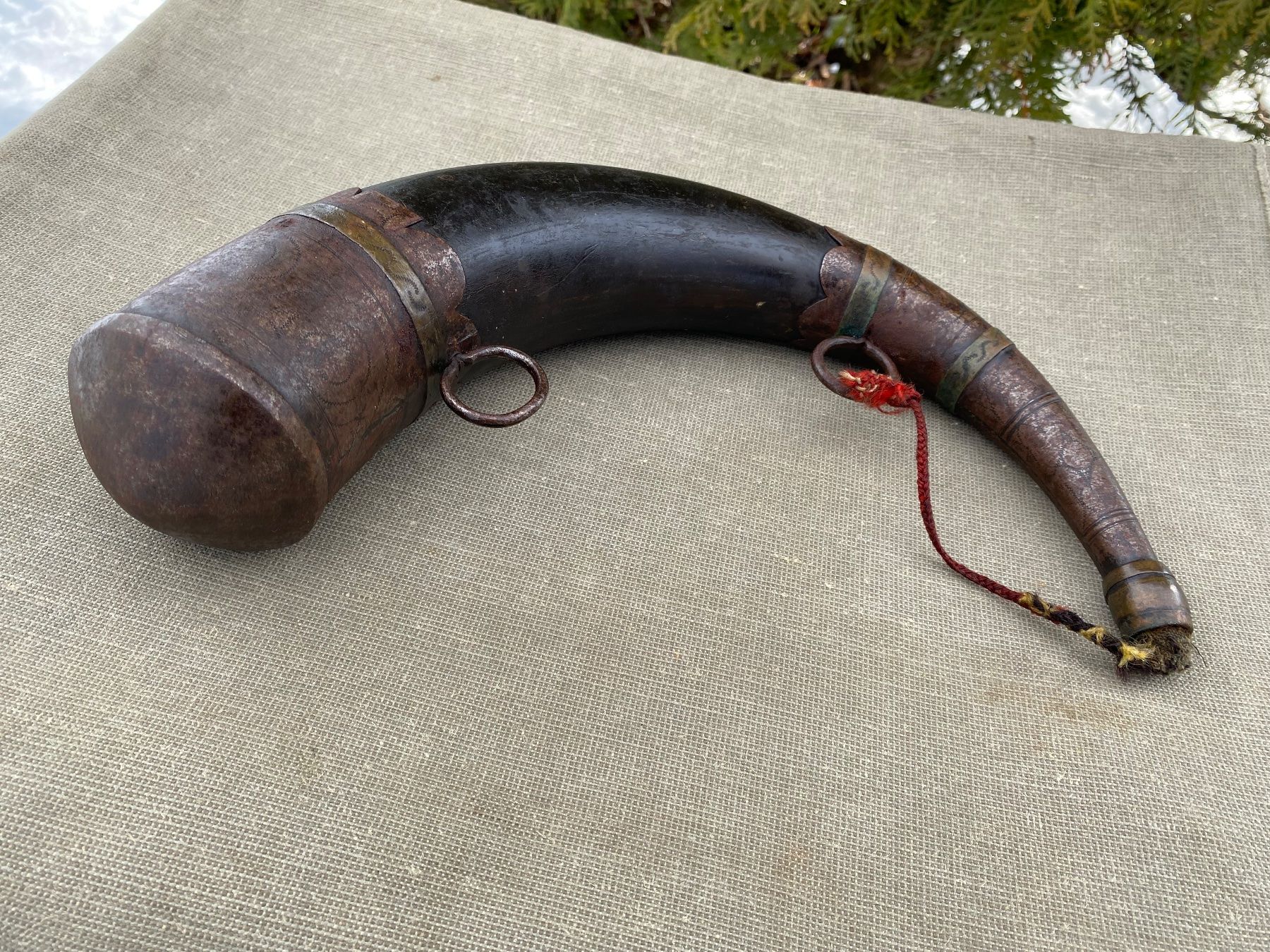 Bottiglie: seltenes antikes Pulverhorn – Usato da Feldbach venduto da Fea1 4