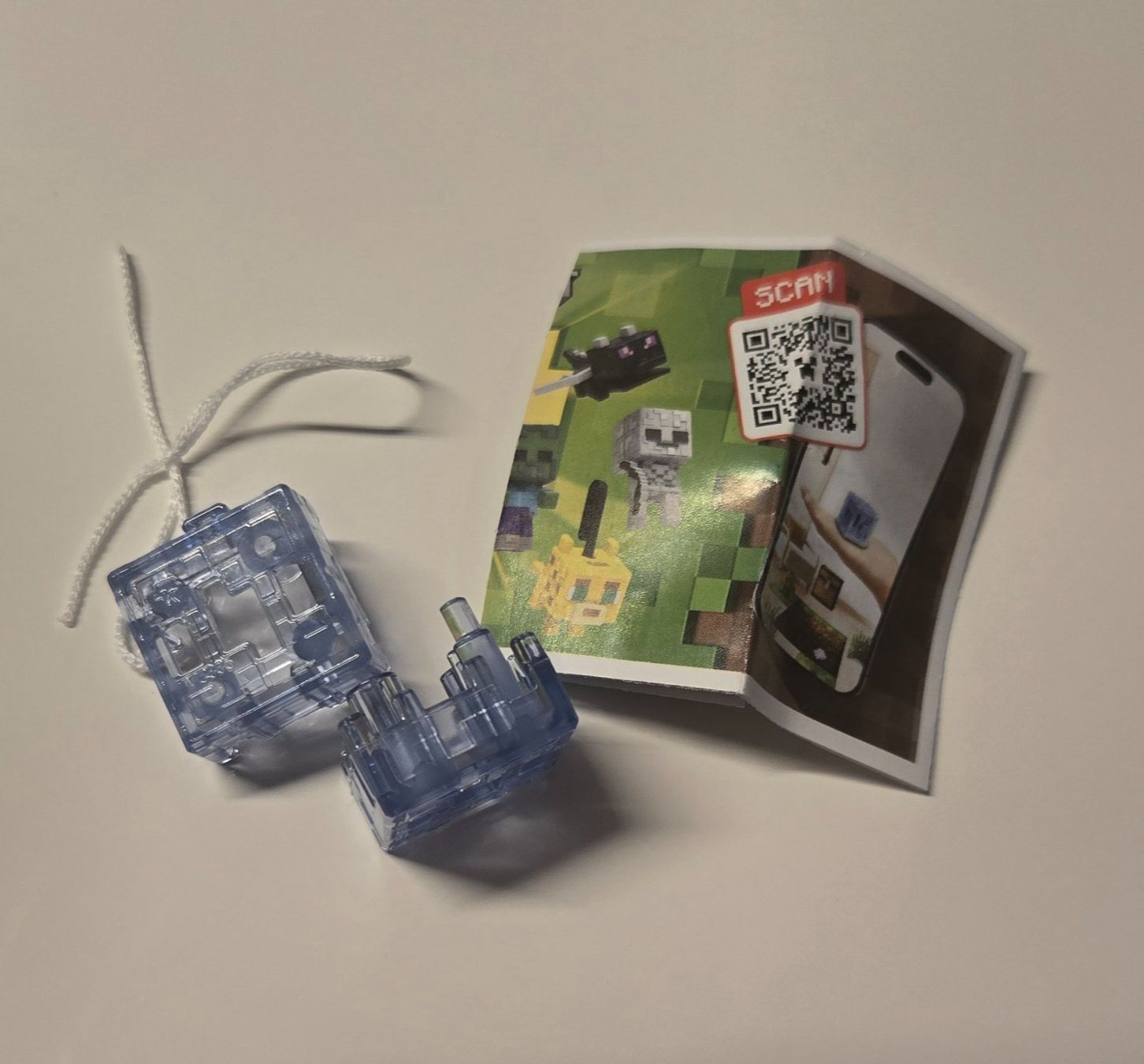 Funko Statuette: Kinder Joy - Minecraft - Water Cube – Nuovo (secondo la descrizione) da Sarmenstorf venduto da Lunares_Mare