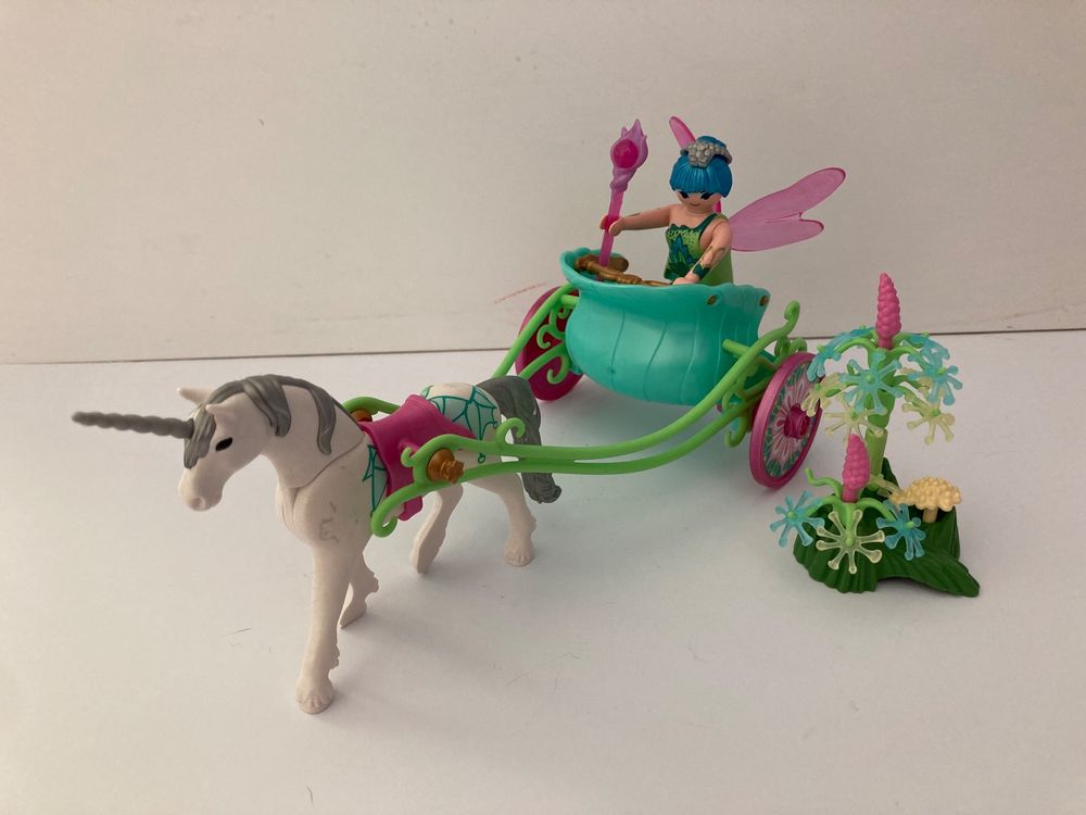 PLAYMOBIL Einhorn-Stall Mit Mama & Fohlen - Magisches Spielset Für Kinder