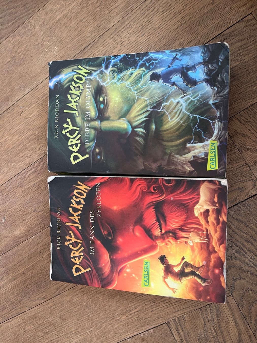 Libri: Band eins und zwei von Percy Jackson. – Usato da zürich venduto da oschra