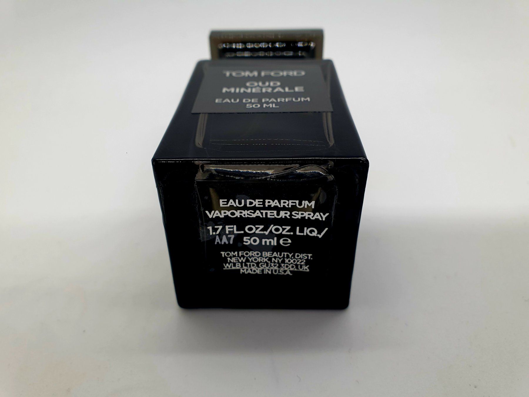 Tom Ford Profumi & Eau de Toilette: 2 ml OUD MINÉRALE TOM FORD ABFÜLLUNG – Nuovo (secondo la descrizione) da St. Gallen venduto da CaliSunshine 1