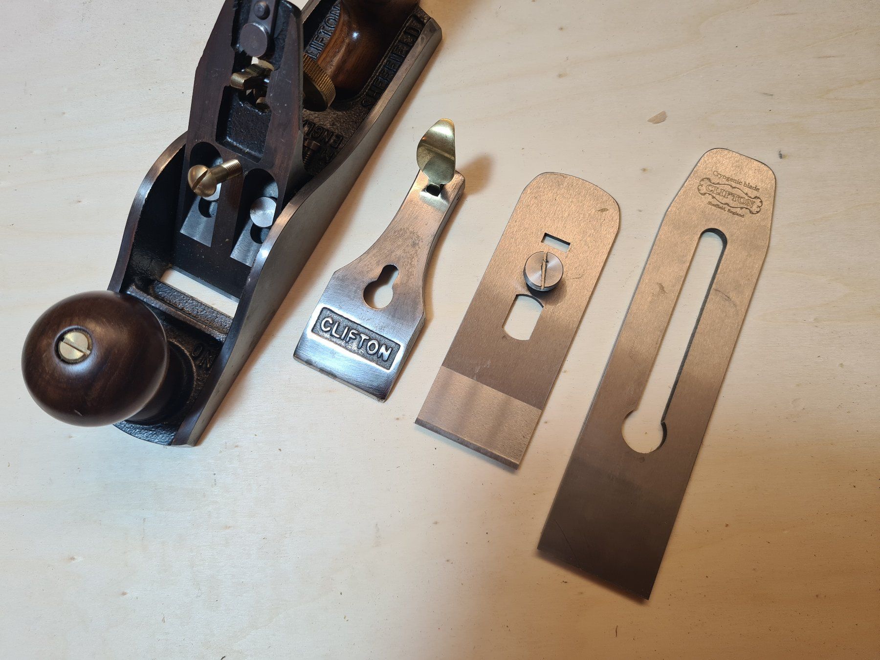 Tous les outils: Putzhobel Nr. 3 von Clifton – D'occasion à Kerzers par ala_5b72 8