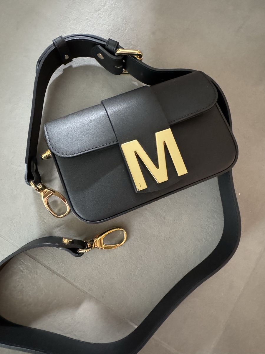 Sacs femmes: Mona Handtasche – D'occasion à Reinach BL par LejEm 1