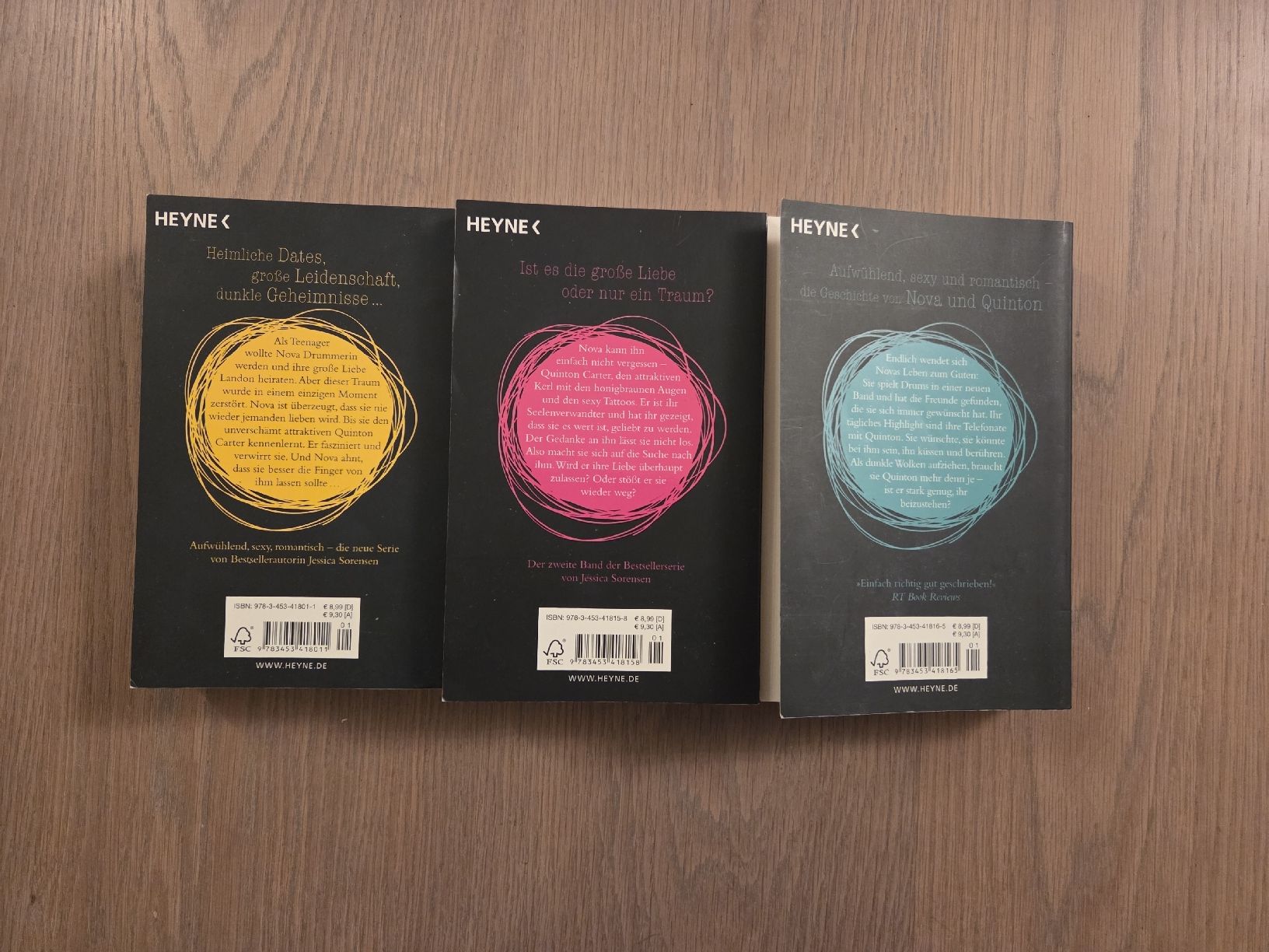 Sonstige Kleidung & Accessoires: Jessica Sorensen Nova & Quinton Serie – Gebraucht aus Rüschlikon von Xyzszh 1