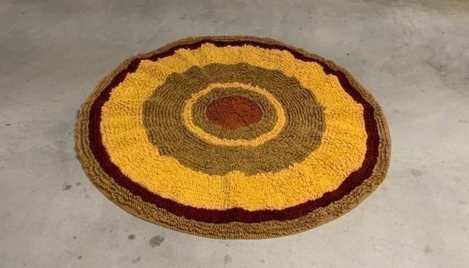 Tapis: unikat . häkelteppich . handarbeit . seventies – D'occasion à Allschwil par rotocker
