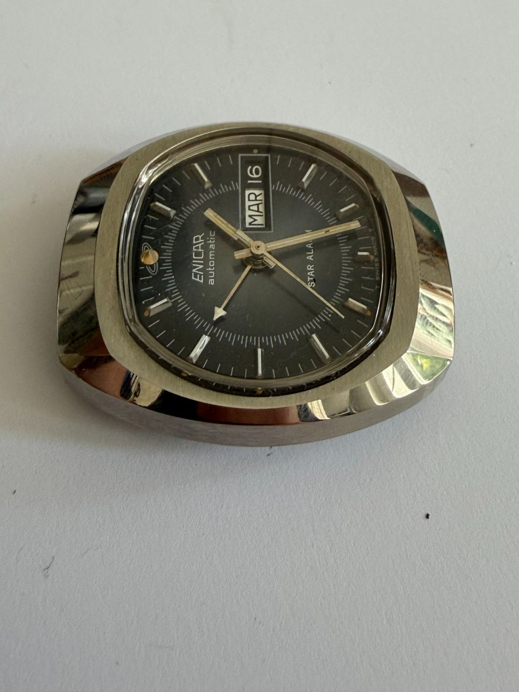 Enicar Orologi: Enicar Star Alarm Automatic – Difettoso da Worblaufen venduto da chronyves 7
