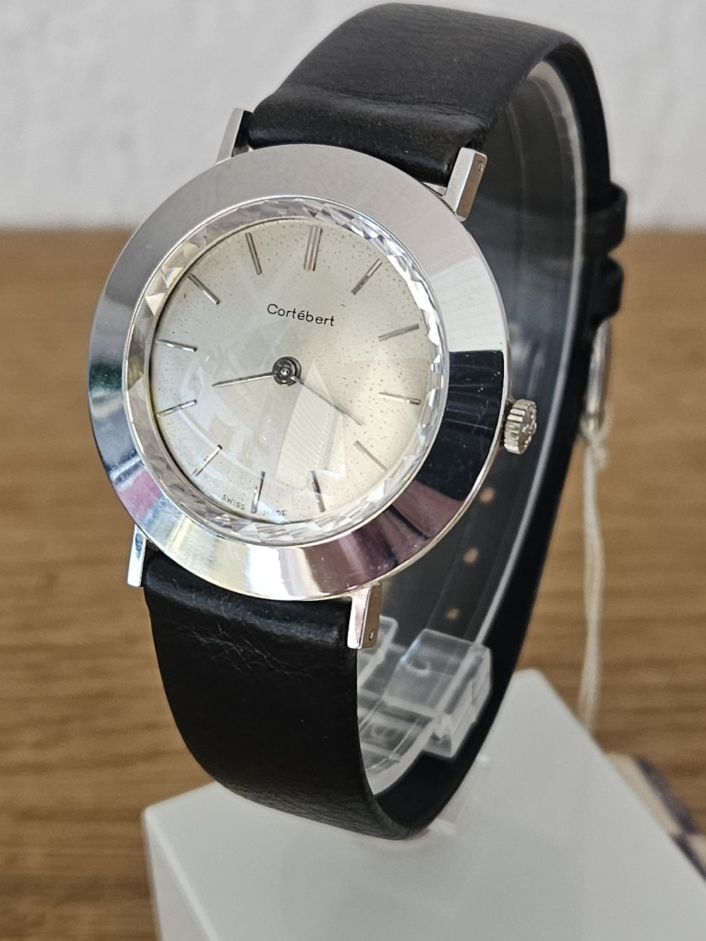 Cortébert Orologi: Cortebert Handaufzug Uhr 33mm – Usato da Flamatt venduto da pie_f9zm