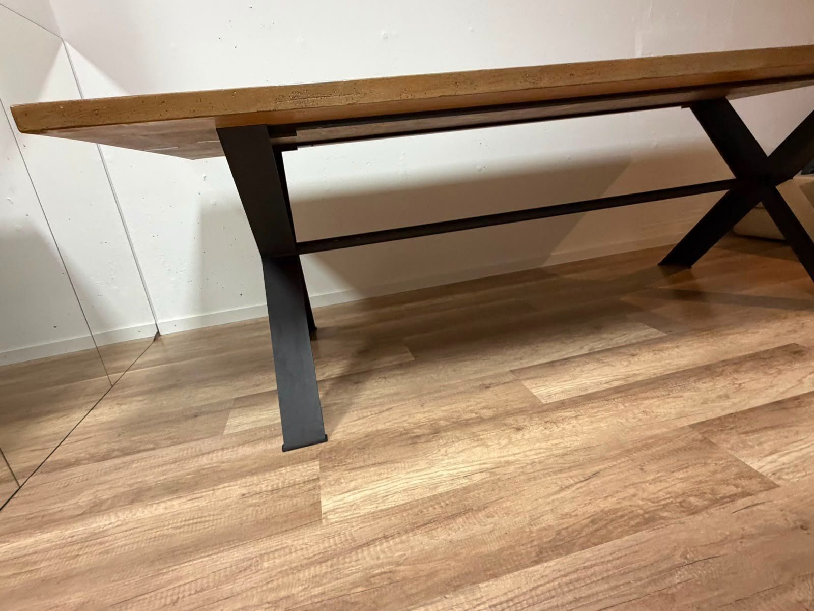 Roche Bobois Tavoli: Table à manger en chêne massif - ROCHE BOBOIS – Usato da Gland venduto da isa__sml 1