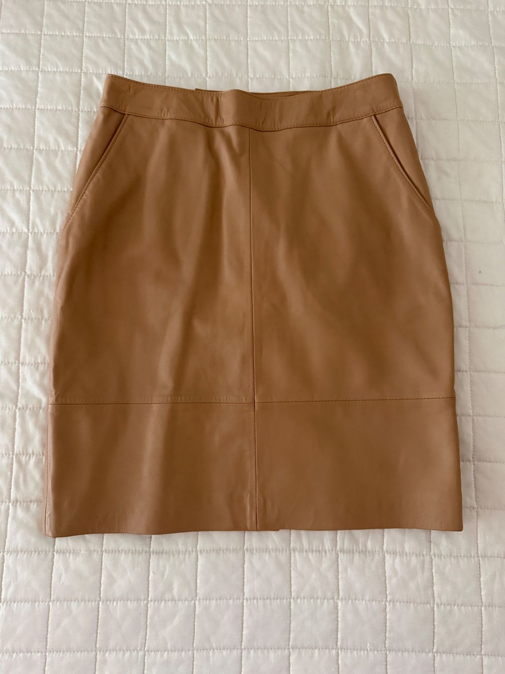 Gonne: Gestuz Lederrock 36 Gr – Nuovo (secondo la descrizione) da Wädenswil venduto da Alice_style