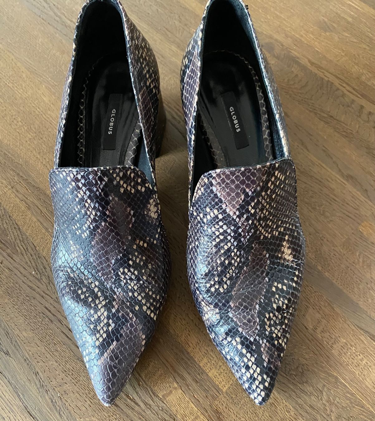 Globus Scarpe da donna: Grau beige Leder Damenschuhe Gr. 39 – Usato da Münsingen venduto da Simraph