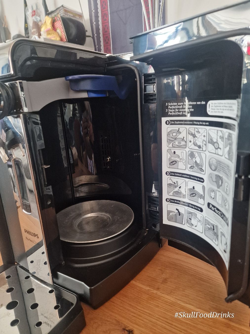 Philips Elettrodomestici da cucina: Philips Perfect Draft -  Bierzapfanlage – Usato da Aeugstertal venduto da Salentino_Fuso 1