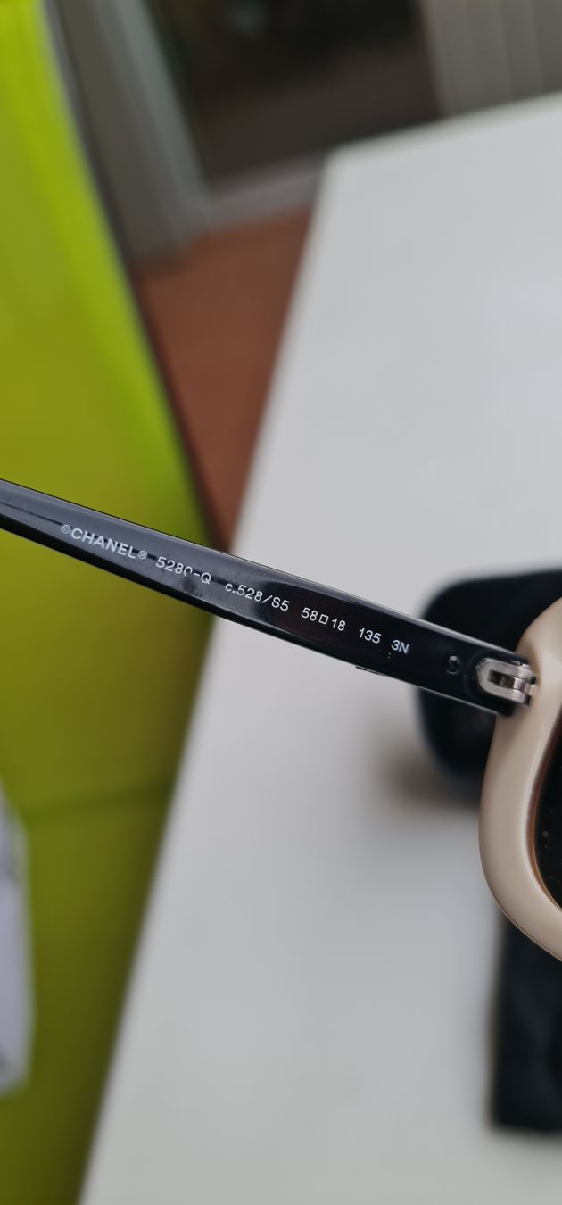 Chanel Occhiali & Lenti: Chanel Sonnenbrille, Beige, Top Zustand, Sommer-Accessoire! – Usato da Brugg AG venduto da Bahoz02 1