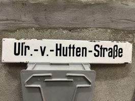 Ulr. V. Hutten strasse Strassenschild Name