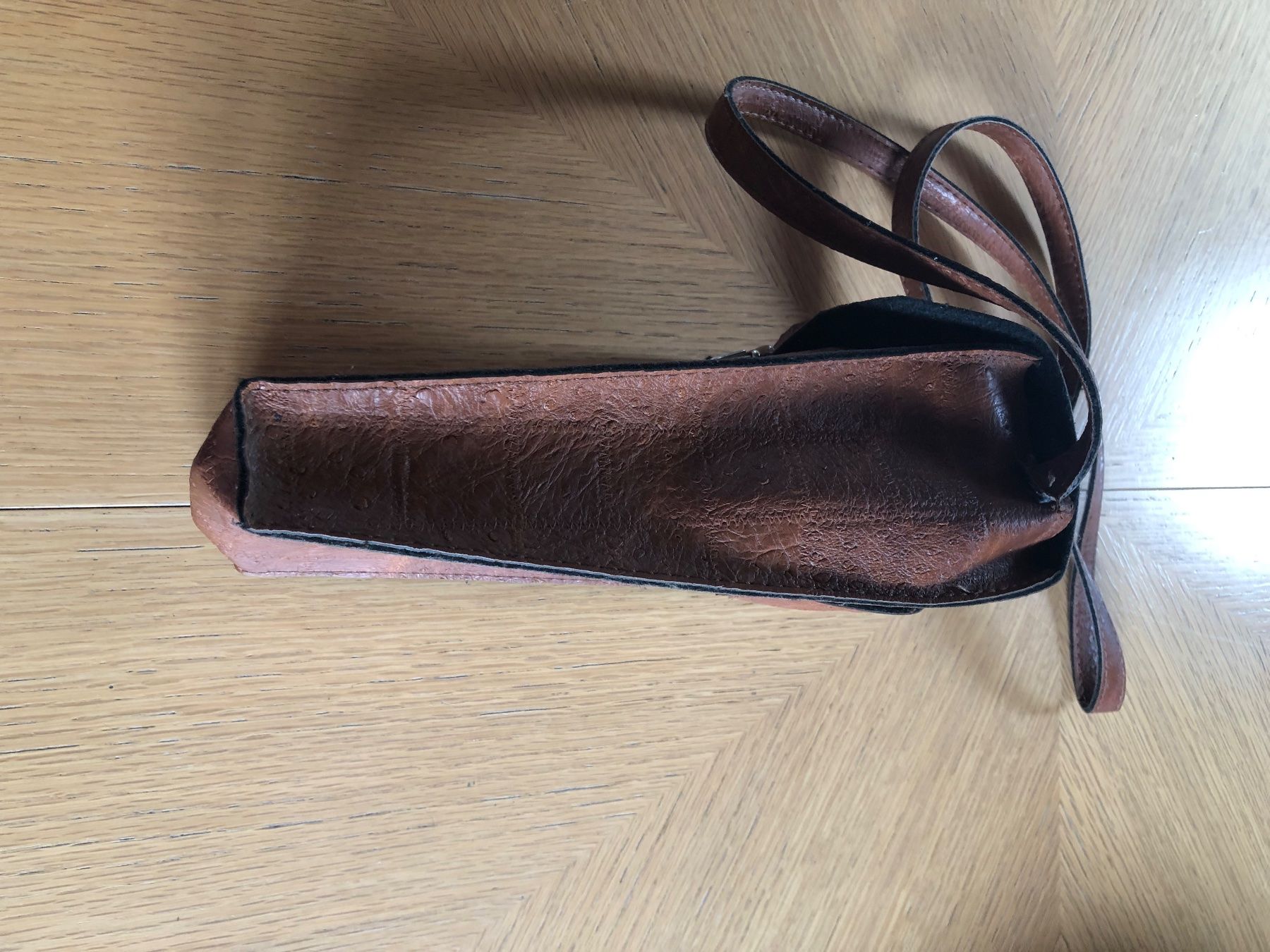 Borse: Stylische Umhängetasche braun – Usato da Schübelbach venduto da Dolly990_2 2