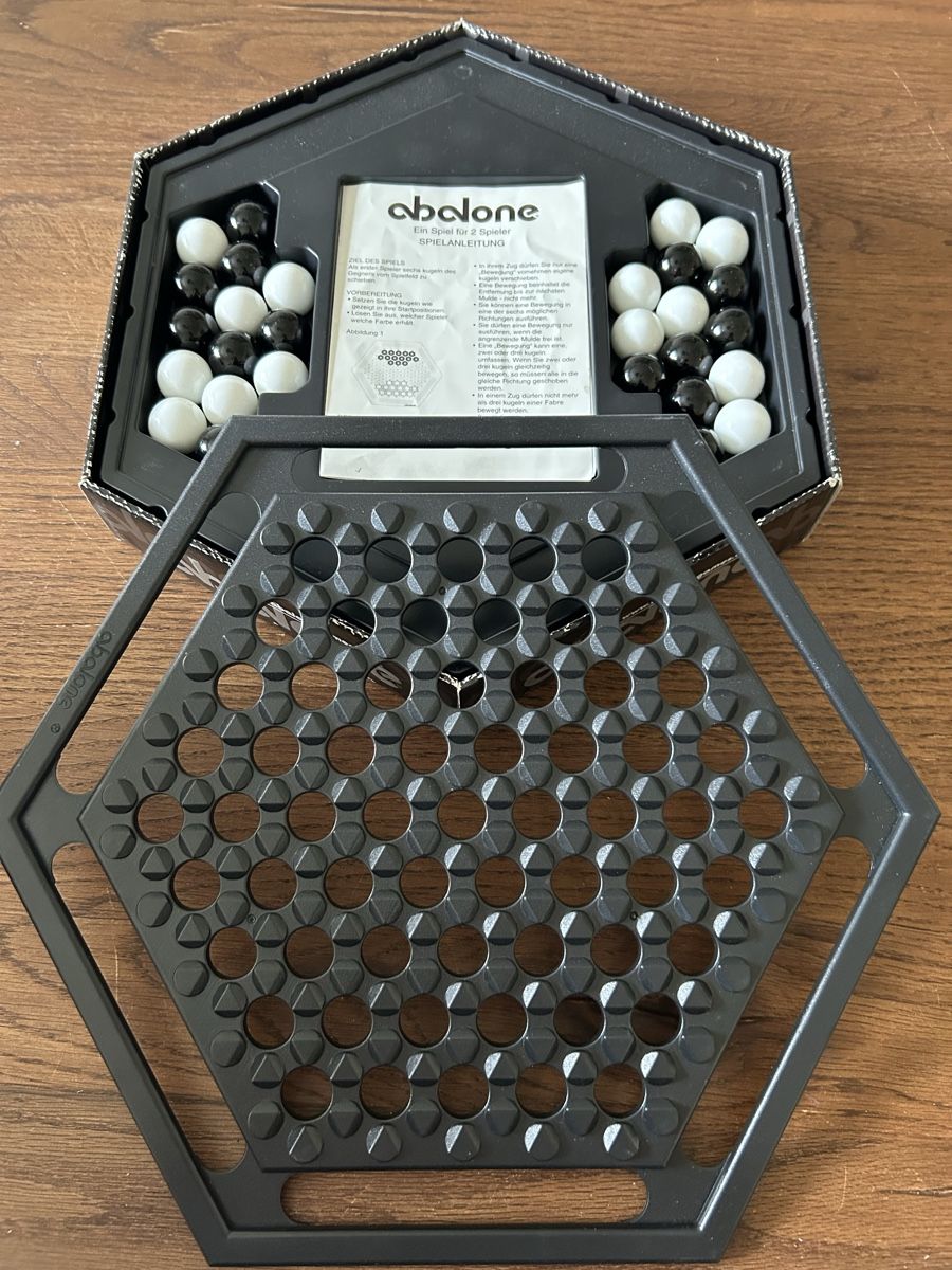Giochi: Abalone Brettspiel Klassiker - Komplett! – Usato da Solothurn venduto da LarryTheDuck 2
