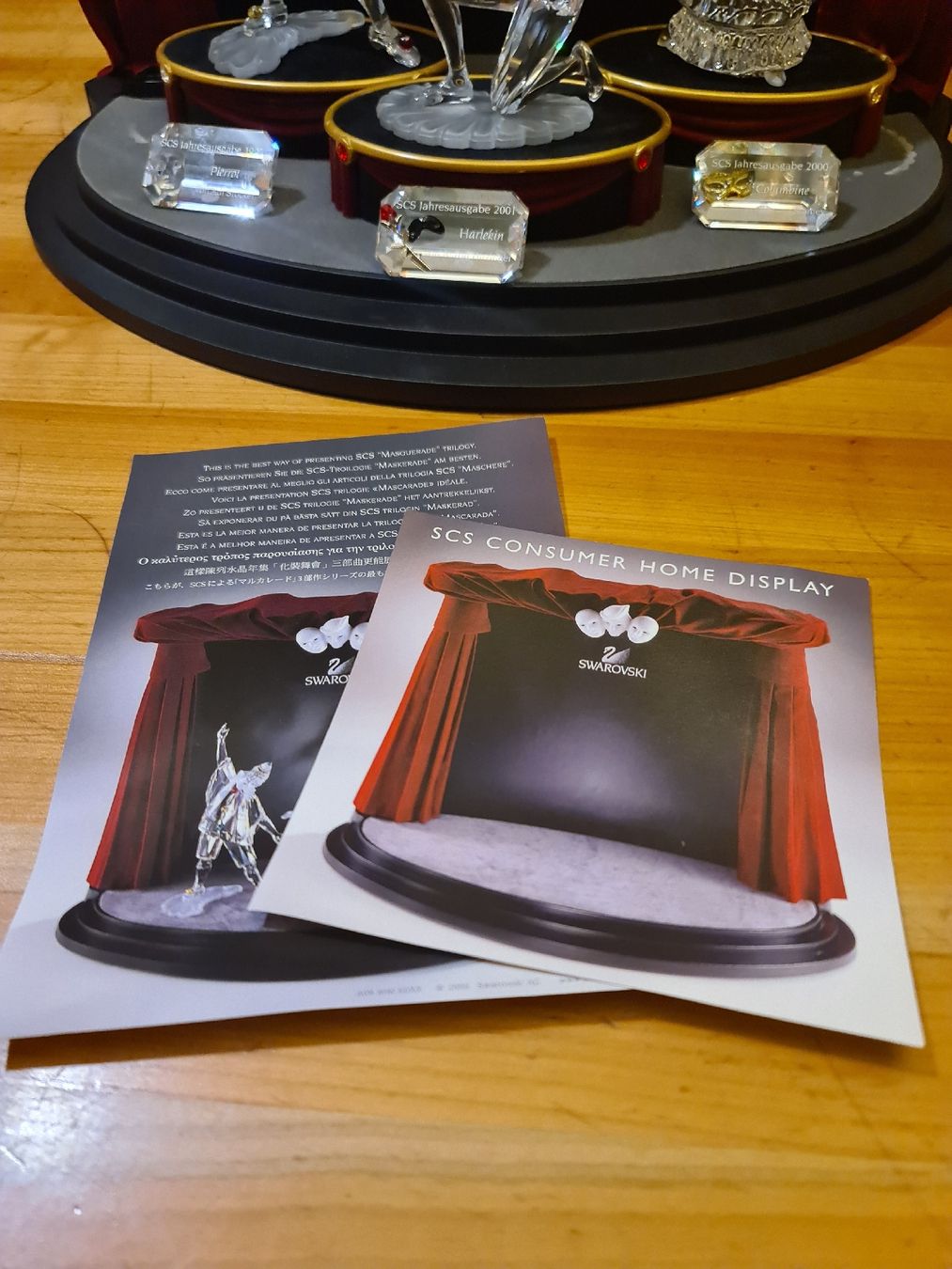 Swarovski Statuette: Swarovski Figur Maskerade Trilogie Originalverpackt – Usato da henau venduto da Rockj 2