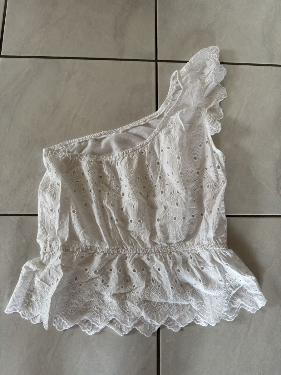 Camicette: Weisses Sommer Top mit Spitze, One Shoulder, Gr. 36 – Usato da Hergiswil NW venduto da kaufe_bei_kaufmann 1