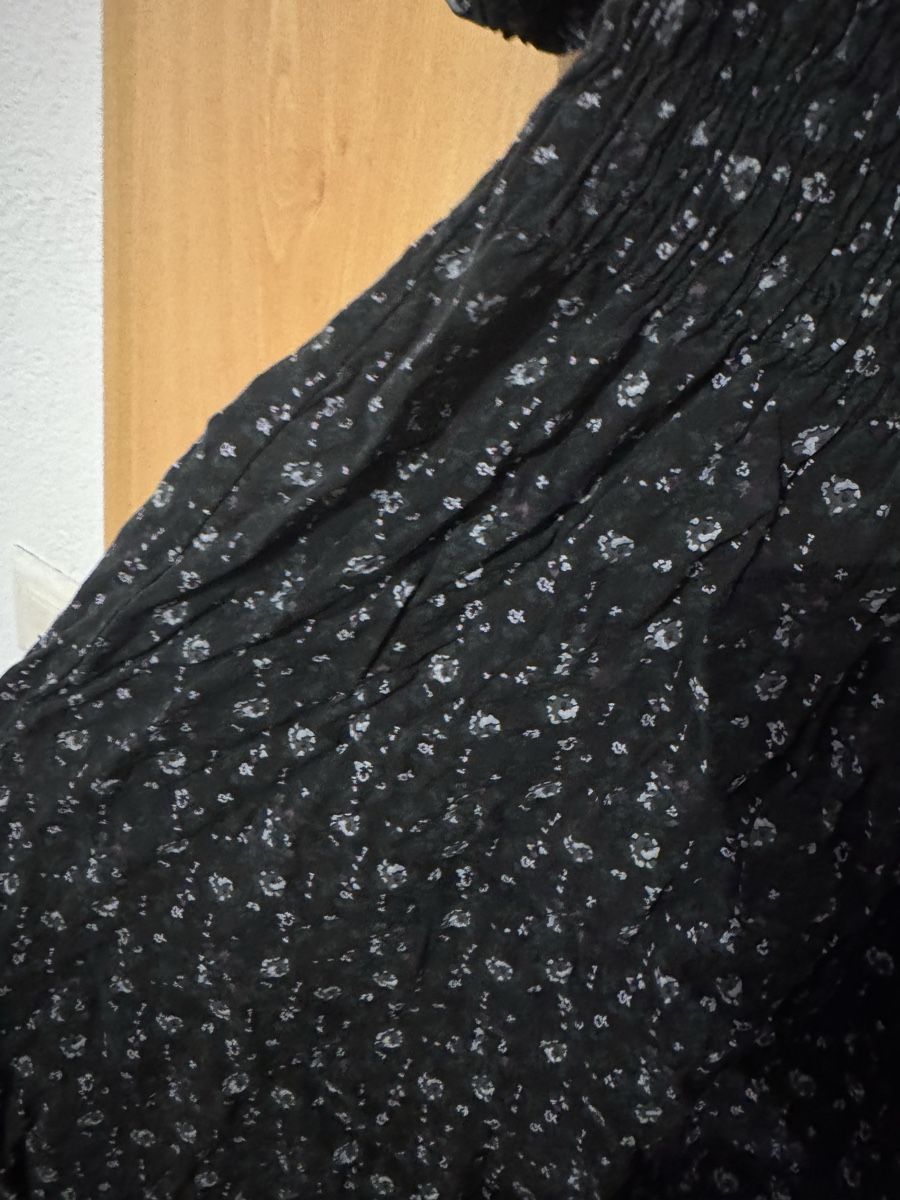 Vestiti: Sommerliches Kleid mit Blumenmuster – Usato da Ins venduto da maximal_30CHF 2