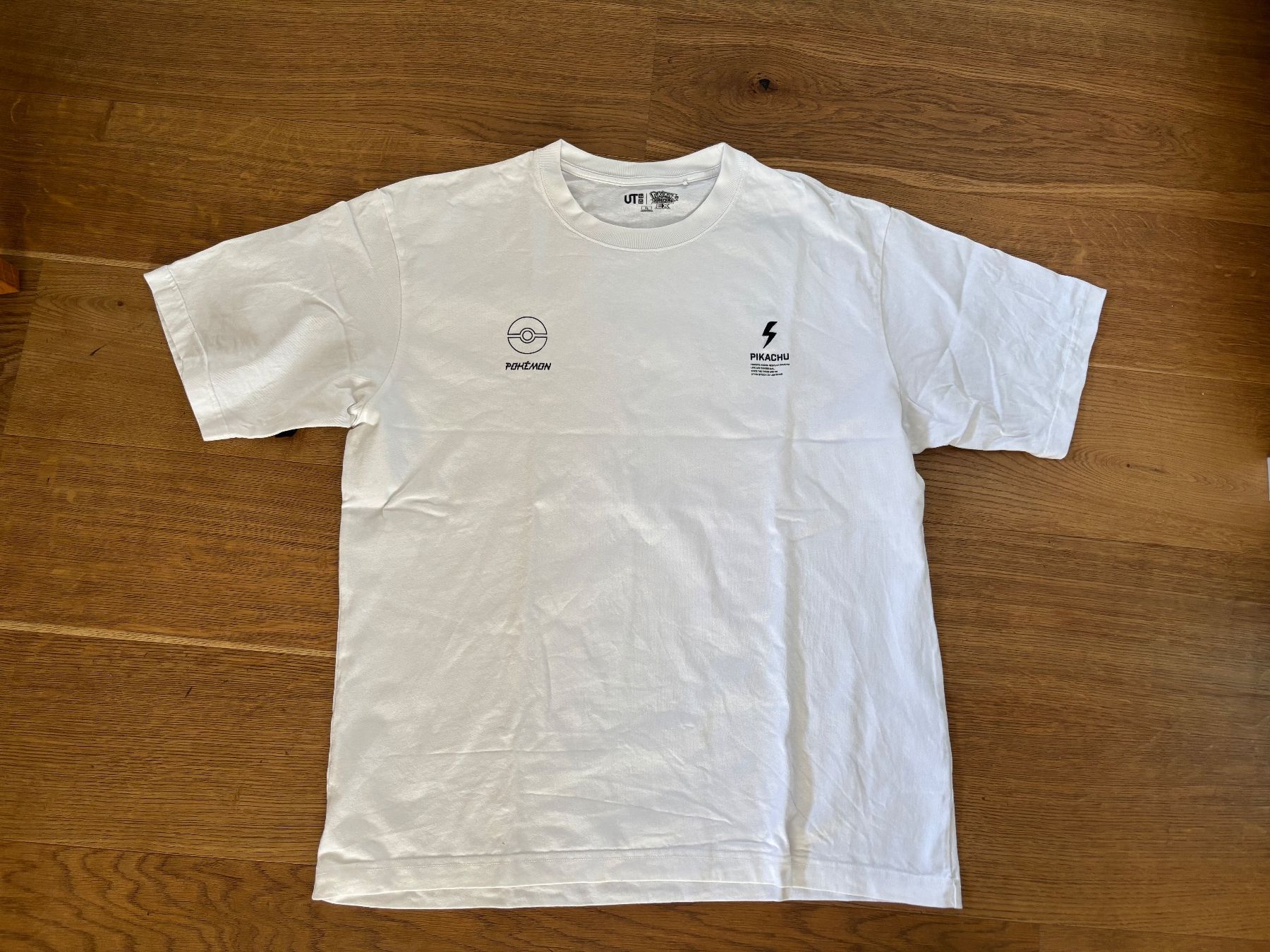 T-shirt: Pokémon Pikachu Shirt – Usato da Würenlos venduto da Ashley24