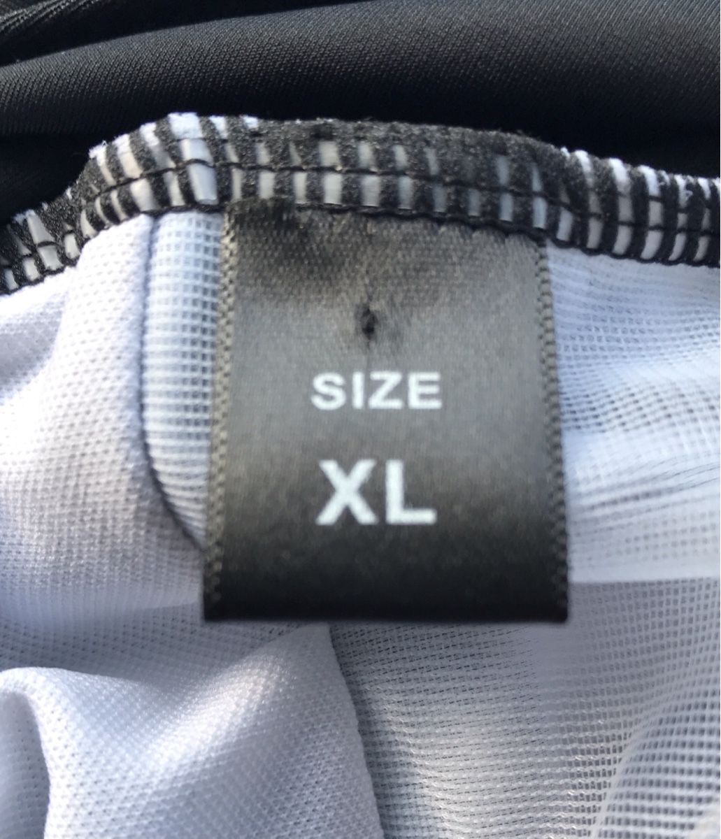 Costumi da bagno & Bikini: Badeanzug Skull, Gr. XL – Nuovo (secondo la descrizione) da Ebnat-Kappel venduto da Molton 7