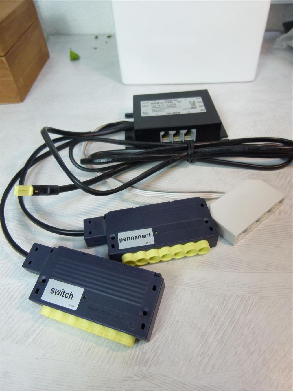 Schalter: Led Switch RGBW-CAN PLW18RGB8 – Neu und originalverpackt aus Uerkheim von Justi.y