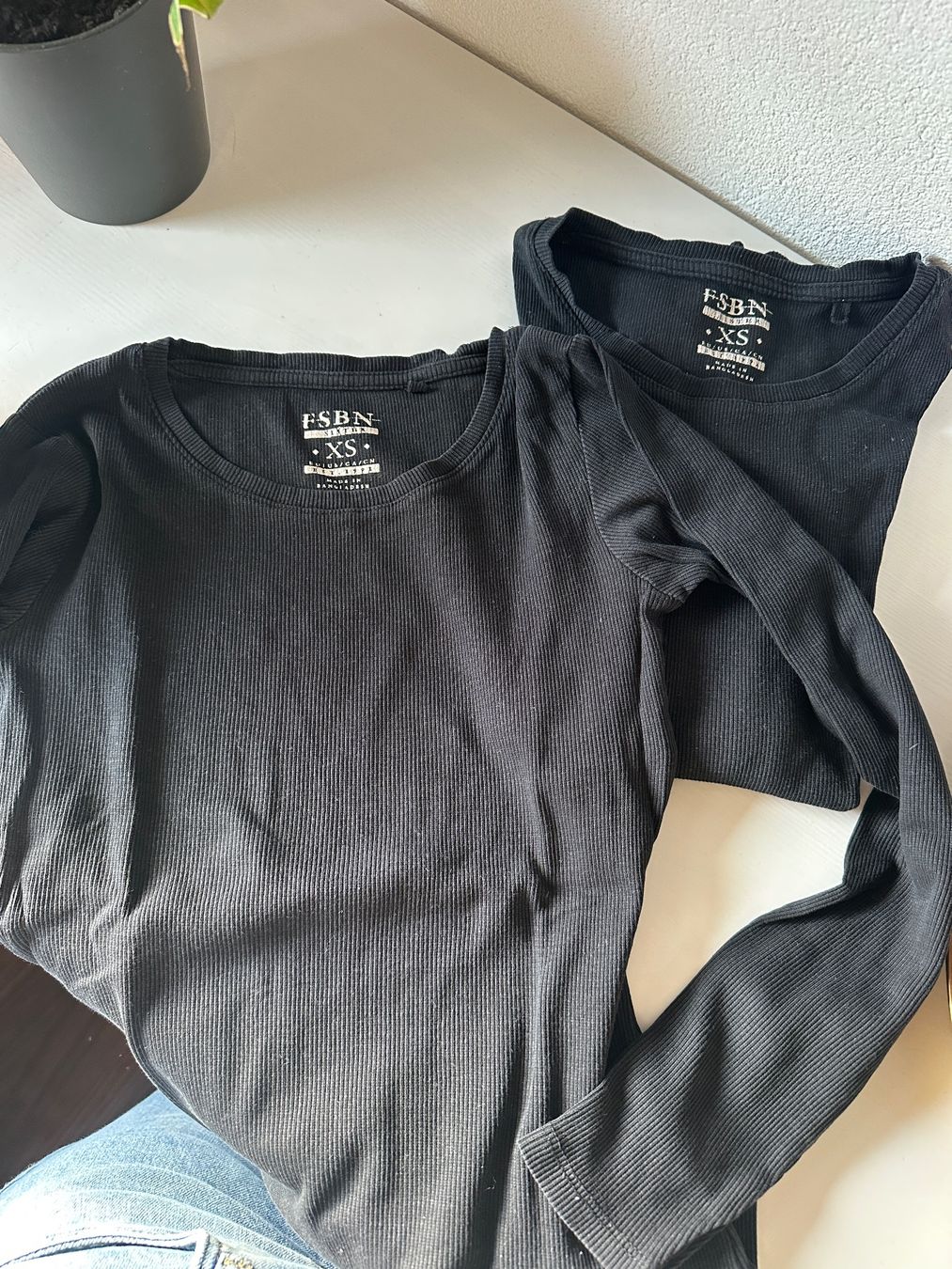 T-shirt: Gratis 3er Set Shirts, Gr. XS – Usato da Müstair venduto da V.Sara 1