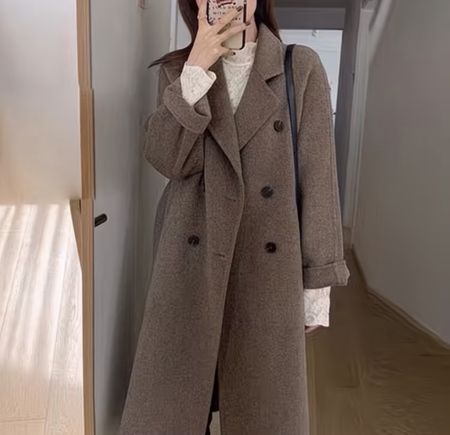 Wool Coat Mocha Brown– Double-Breasted with