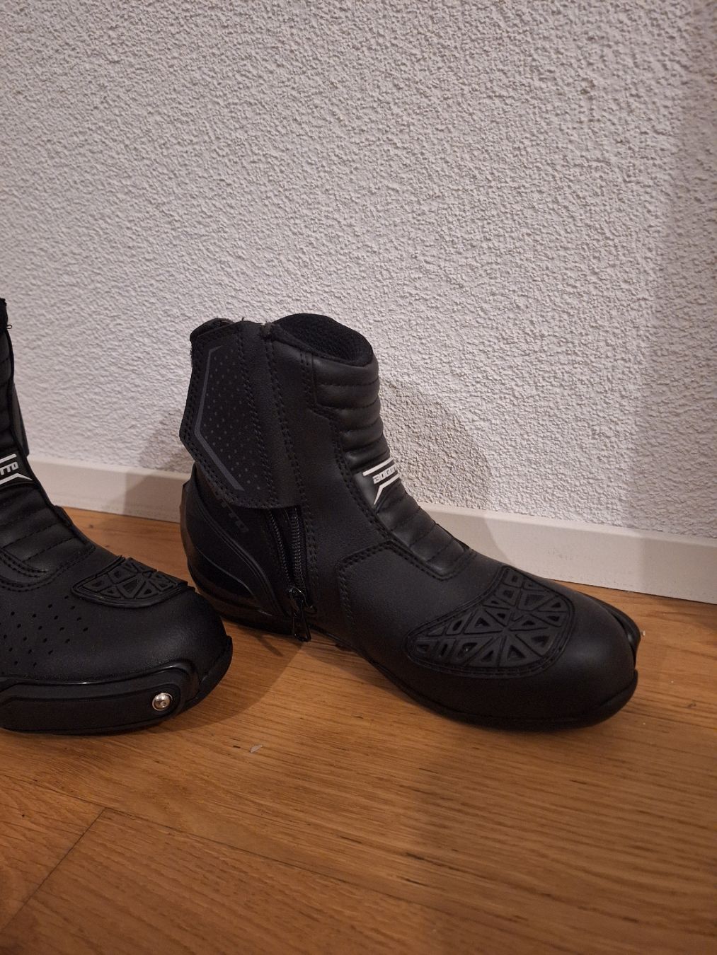 Scarpe da uomo: Motorrad Schuhe – Nuovo e nell'imballaggio originale da Pfäffikon ZH venduto da luc_v82w 1