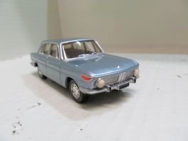 BMW  1500  1:43  DINKY TOYS  RESTAURIERT