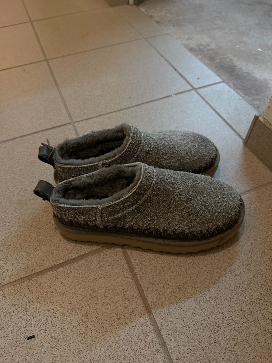 Ugg Scarpe da uomo: UGG Ultra Mini – Nuovo (secondo la descrizione) da Clarens venduto da amy.jp17 3