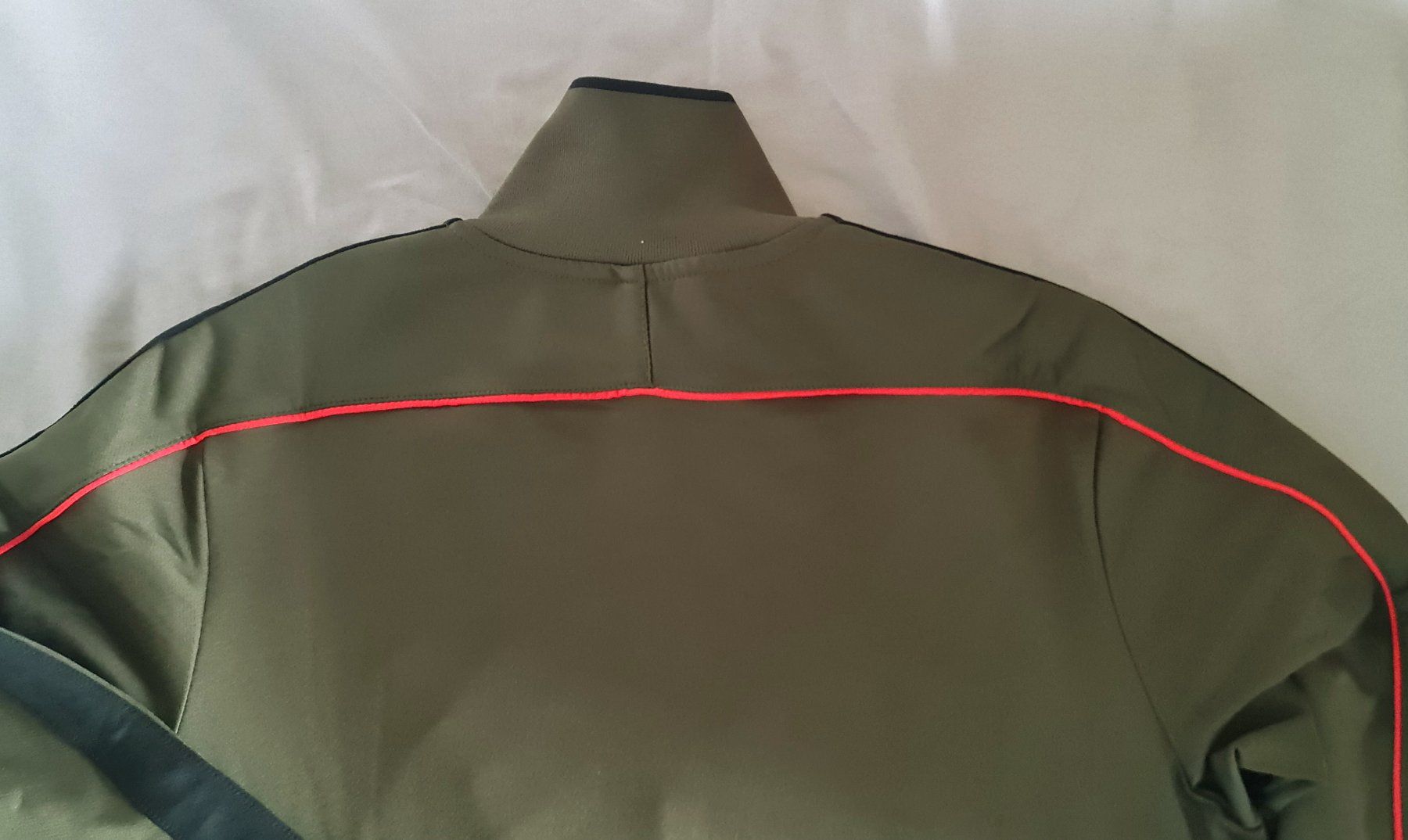 Nike Giacche: NIKE RAFAEL NADAL SWEATJACKE / M – Nuovo (secondo la descrizione) da kloten venduto da Dralion73 2