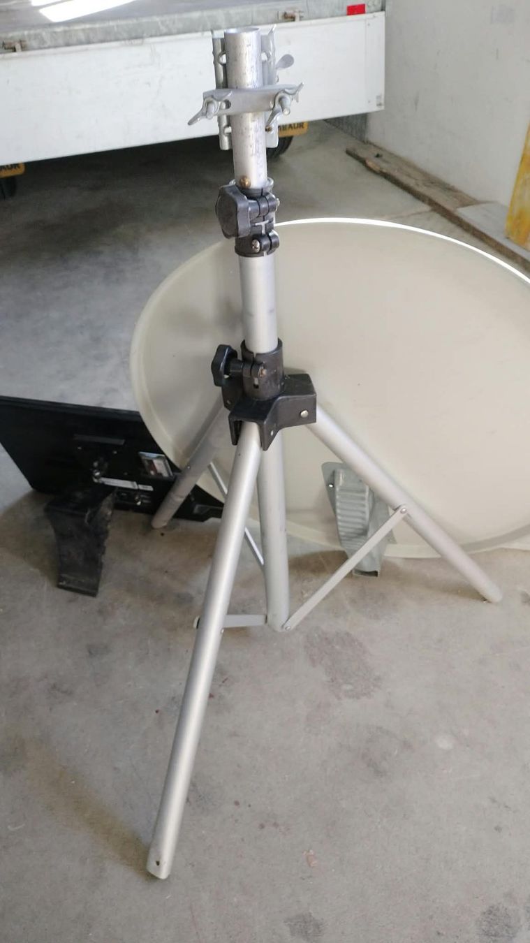 Televisori: Satelliten Anlage, TV, SAT – Usato da Humlikon venduto da Frango02 5