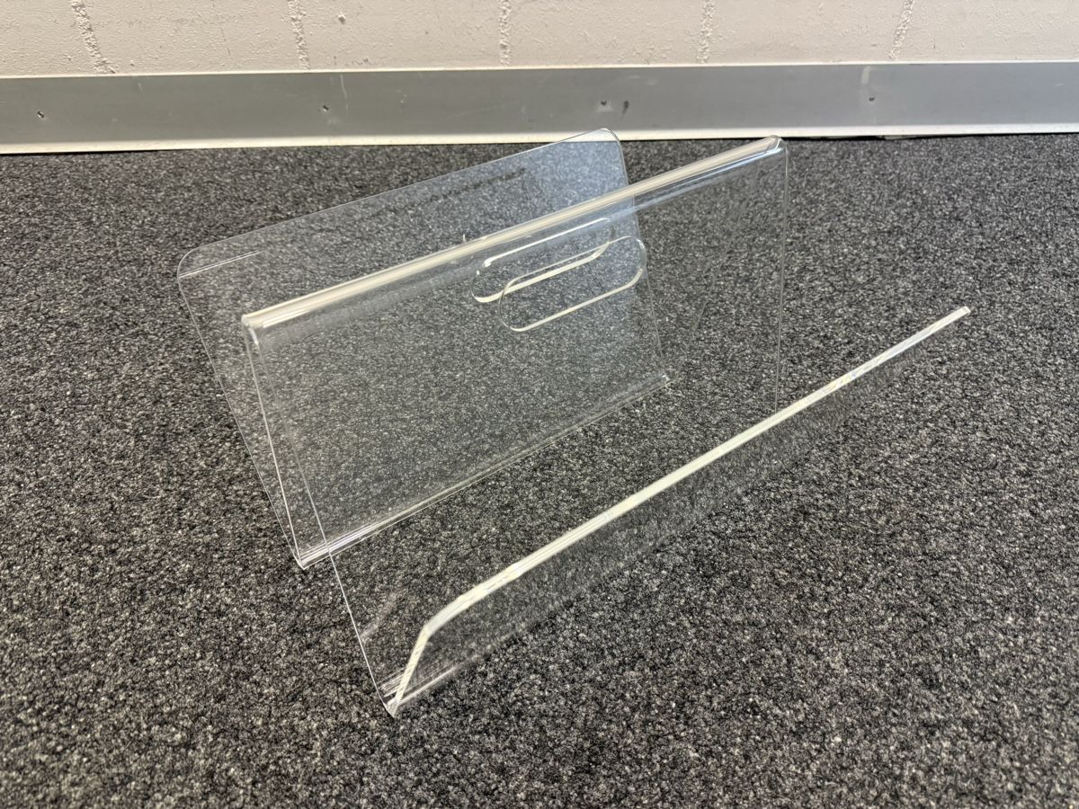 Sonstiges für Haushalt & Wohnen: Plexiglas - Acryl Zeitungsständer – Gebraucht aus Bern von Delamer