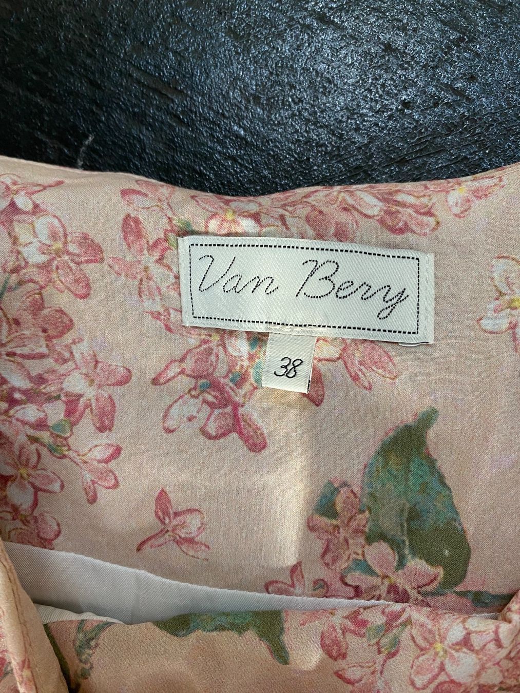 Röcke: Blumenjupe von Van Bery 38 NEU – Neu (gemäss Beschreibung) aus Chur von simhofstr 3