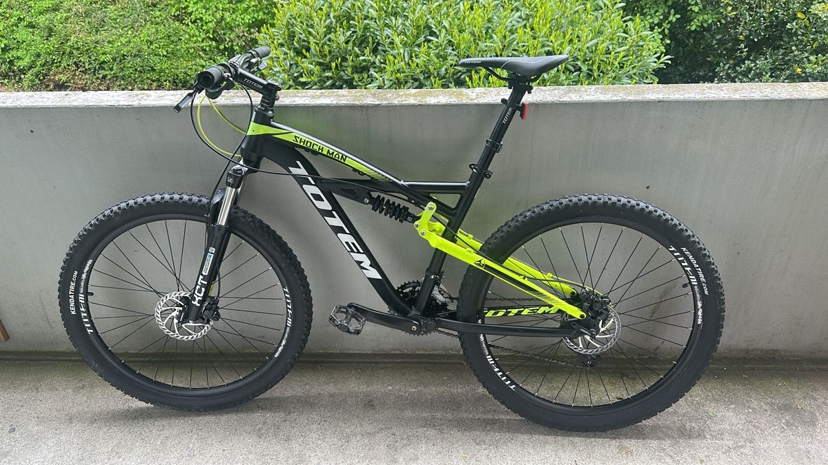 Biciclette: Totem velo  – Usato da Zürich venduto da MauEspo