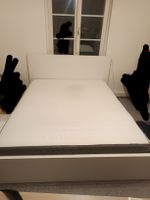 Bett zu verkaufen