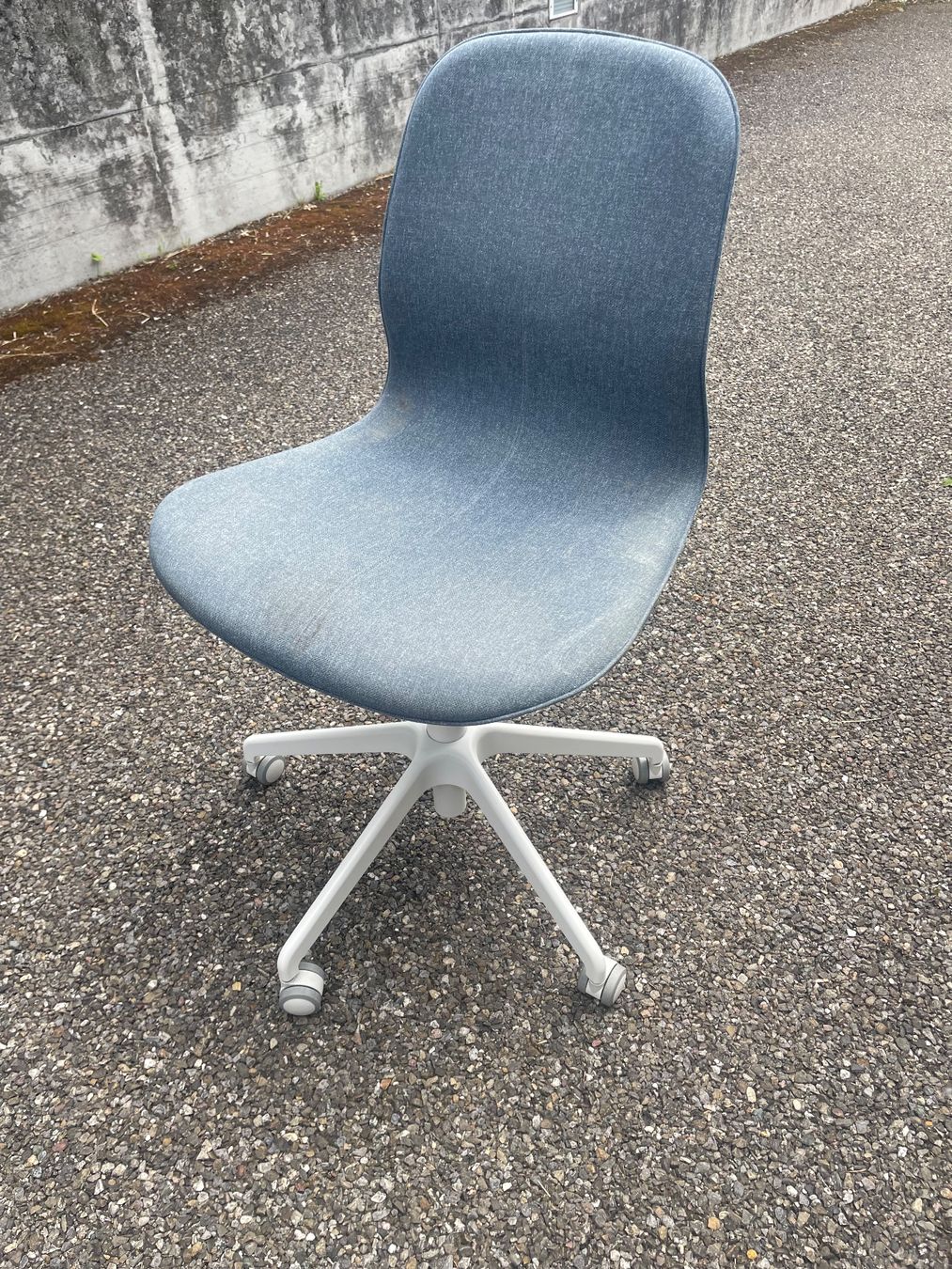 Ikea Stühle: Bequemer Bürostuhl – Gebraucht aus Meilen von Amandes