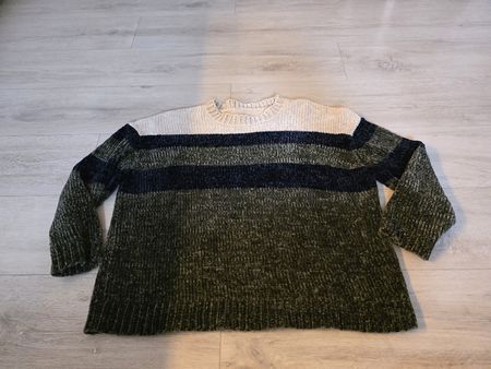 Plüschpullover mit Streifen, weich und warm M neuwertig