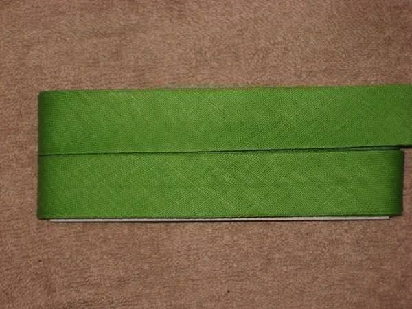 Dekobänder: Schrägband apfelgrün 2cm/1cm breit – Neu und originalverpackt aus Füllinsdorf von Schlupp