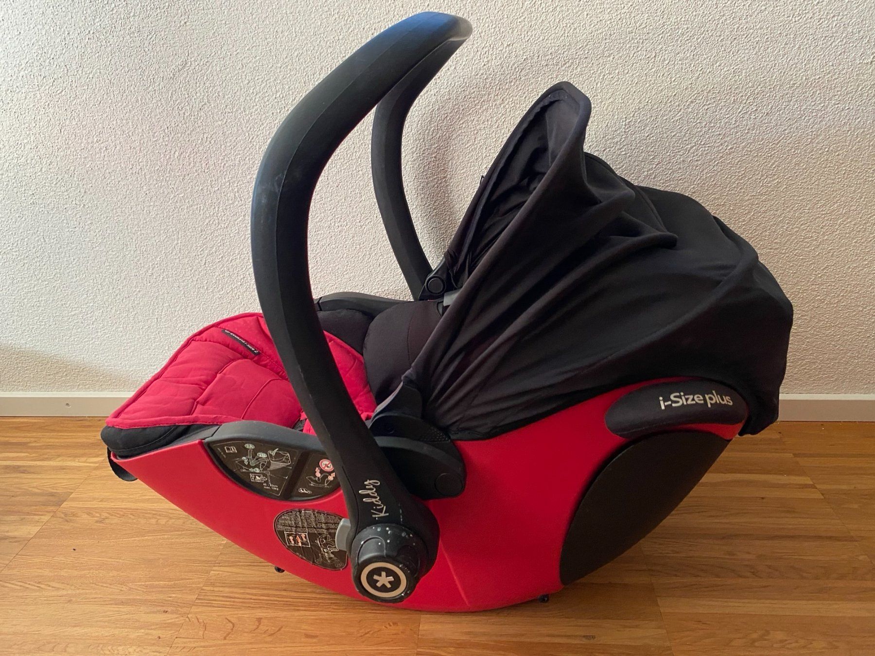 Kiddy Seggiolini per auto: Kiddy Evoluna i-Sitze 2 Babyschale mit Basisstation – Usato da Pfäffikon ZH venduto da Staeckle 2