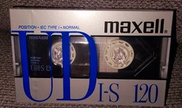 Rare et étrange MAXELL"UDI S-120" de collection